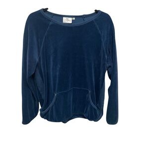 Hot cotton by Marc Wear blue velvet loungewear top long sleeve women’s large